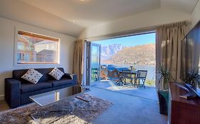 Alpine Vista - Queenstown Holiday Home